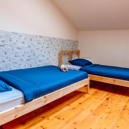 T&T Hostel & Apartments Краків Екстер'єр фото